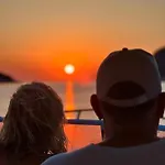Seafront Escape, Atsitsa Holiday home