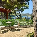 Seafront Escape, Atsitsa Σπίτι διακοπών