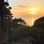 Seafront Escape, Atsitsa Σπίτι διακοπών *