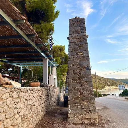 Сasa de vacaciones Seafront Escape, Atsitsa *